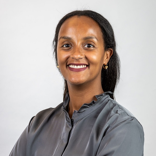 Me Kelly Nziza